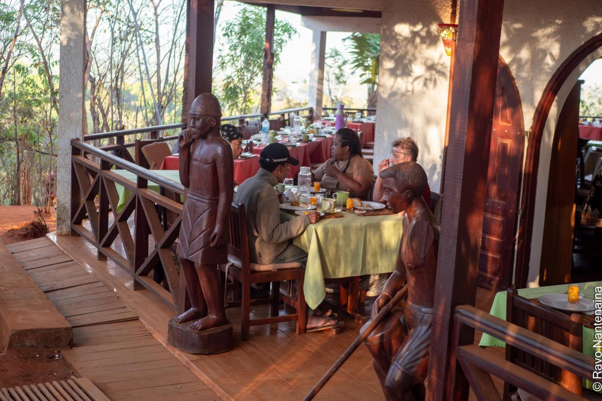 Hotel Olympe De Bemaraha Bekopaka Zewnętrze zdjęcie